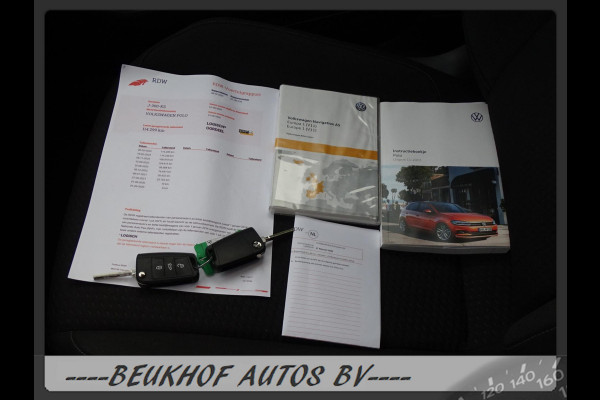 Volkswagen Polo 1.0 TSI Apple CarPlay Nav Adapt Cruise Airco Volkswagen Polo 1.0 TSI Apple CarPlay Nav Adapt Cruise Airco