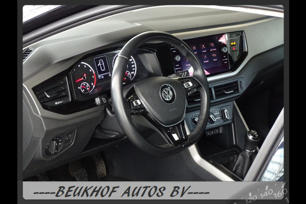 Volkswagen Polo 1.0 TSI Apple CarPlay Nav Adapt Cruise Airco Volkswagen Polo 1.0 TSI Apple CarPlay Nav Adapt Cruise Airco