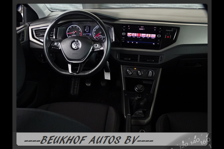 Volkswagen Polo 1.0 TSI Apple CarPlay Nav Adapt Cruise Airco Volkswagen Polo 1.0 TSI Apple CarPlay Nav Adapt Cruise Airco