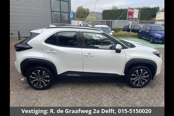 Toyota Yaris Cross 1.5 Hybrid 115 Dynamic Luxury | Stuur- & Stoelverwarming | Dodehoek detectie | Parkeersensoren | Navigatie