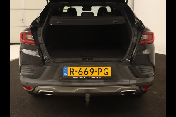 Renault Arkana 1.6 E-Tech Hybrid 145 R.S. Line | Trekhaak | Stoel & stuurverwarming | Adaptive cruise | Camera | Carplay | Navigatie | Keyless | Leder/Alcantara