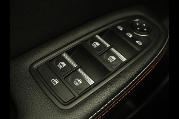 Renault Arkana 1.6 E-Tech Hybrid 145 R.S. Line | Trekhaak | Stoel & stuurverwarming | Adaptive cruise | Camera | Carplay | Navigatie | Keyless | Leder/Alcantara