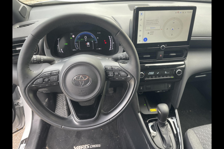 Toyota Yaris Cross 1.5 Hybrid 115 Dynamic Luxury | Stuur- & Stoelverwarming | Dodehoek detectie | Parkeersensoren | Navigatie