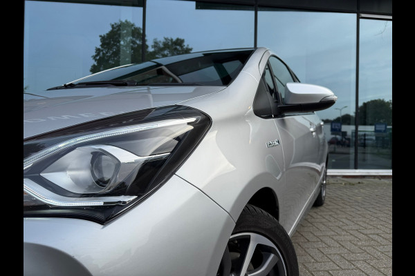 Toyota Yaris 1.5 Hybrid Premium - Automaat - Navi - Camera - Climate - Org.NL