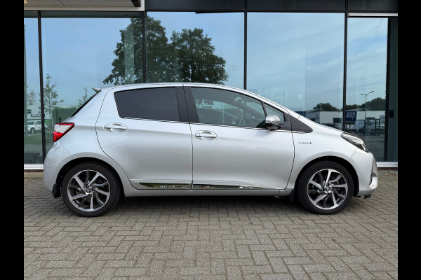 Toyota Yaris 1.5 Hybrid Premium - Automaat - Navi - Camera - Climate - Org.NL