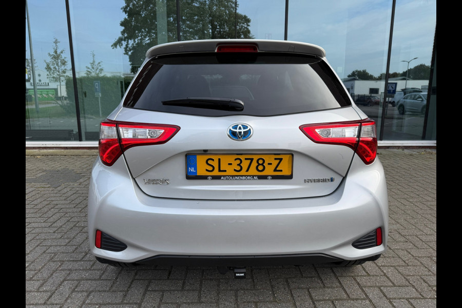Toyota Yaris 1.5 Hybrid Premium - Automaat - Navi - Camera - Climate - Org.NL