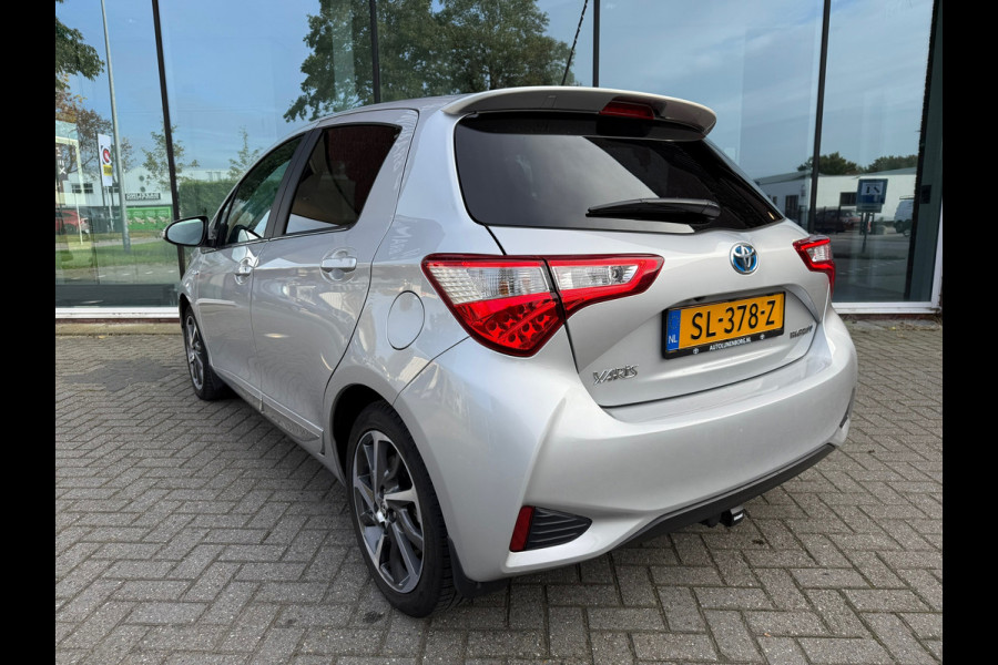 Toyota Yaris 1.5 Hybrid Premium - Automaat - Navi - Camera - Climate - Org.NL