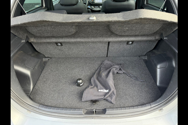 Toyota Yaris 1.5 Hybrid Premium - Automaat - Navi - Camera - Climate - Org.NL