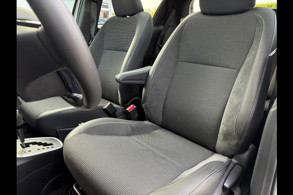 Toyota Yaris 1.5 Hybrid Premium - Automaat - Navi - Camera - Climate - Org.NL