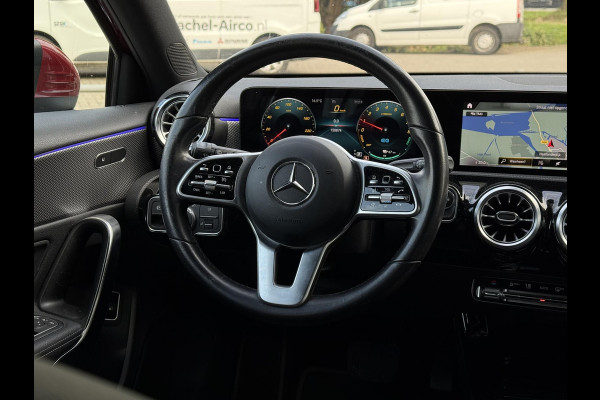 Mercedes-Benz A-Klasse 250e Aut. Business Sol. Luxury | Navi | Camera | Leder | Sfeer Verlichting |