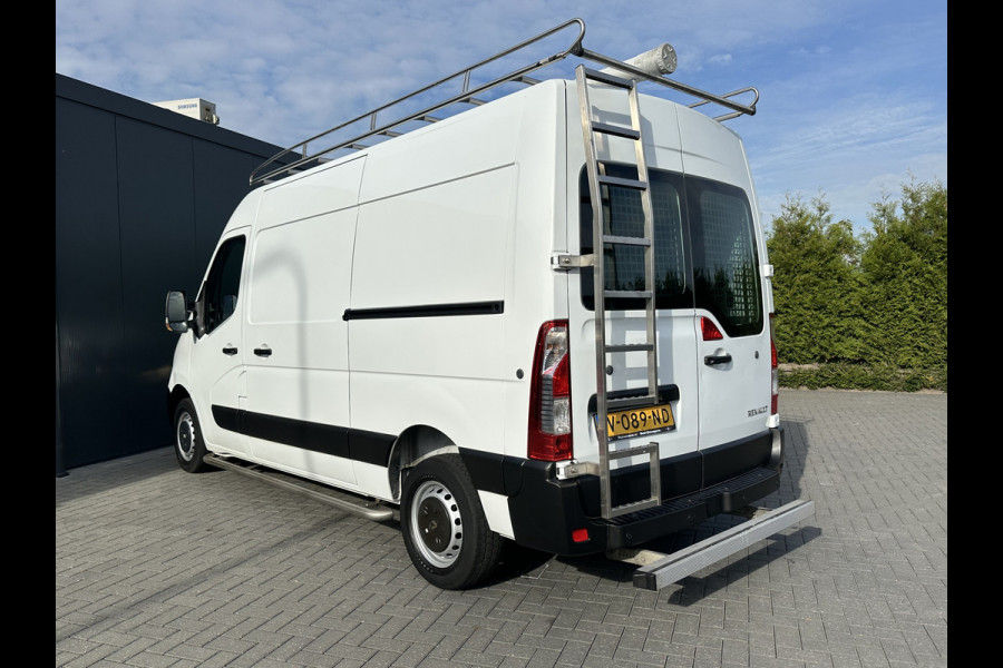 Renault Master 2.3 DCI E6 / L2H2 / IMPERIAAL / 2x SCHUIFDEUR / CAMERA / NAVI / AIRCO / CRUISE CONTROL