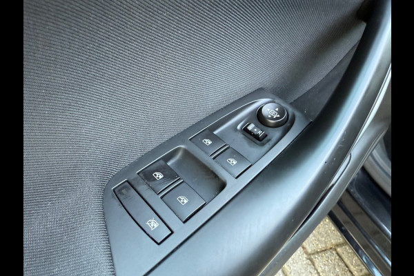 Opel Astra 1.0 Turbo Online Edition - Navi - Parkeerhulp - Climate - Org.NL