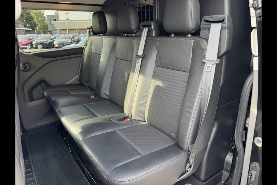 Ford Transit Custom 320 2.0 TDCI L1H1 Sport DC | SCI | 185pk Automaat | Dubbele Cabine | Winter Pack | Trekhaak | Bi-Xenon | Navigatie |