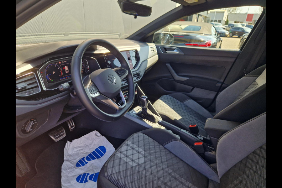 Volkswagen Taigo 1.5 TSI DSG 150Pk 2x R-Line /Virtual cockpit /Deal ond.