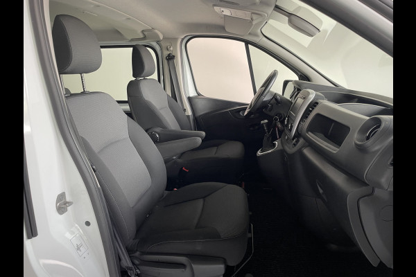 Renault Trafic 2.0 dCi 120 PK T29 L2H1 DC Business Navi / Camera / trekhaak