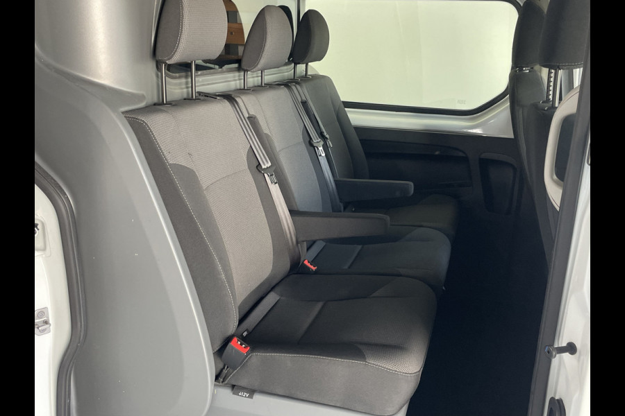 Renault Trafic 2.0 dCi 120 PK T29 L2H1 DC Business Navi / Camera / trekhaak