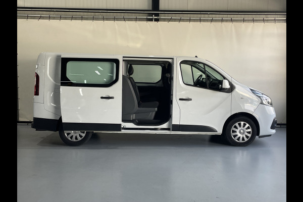 Renault Trafic 2.0 dCi 120 PK T29 L2H1 DC Business Navi / Camera / trekhaak