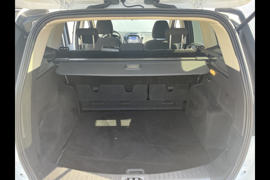 Ford Kuga 1.5 EcoB. Trend Ultimate *TREKHAAK*DEALERONDERHOUDEN* Ford Kuga 1.5 EcoB. Trend Ultimate *TREKHAAK*DEALERONDERHOUDEN*