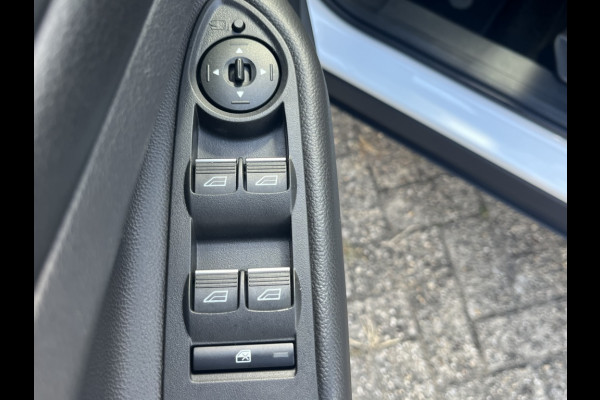 Ford Kuga 1.5 EcoB. Trend Ultimate *TREKHAAK*DEALERONDERHOUDEN* Ford Kuga 1.5 EcoB. Trend Ultimate *TREKHAAK*DEALERONDERHOUDEN*