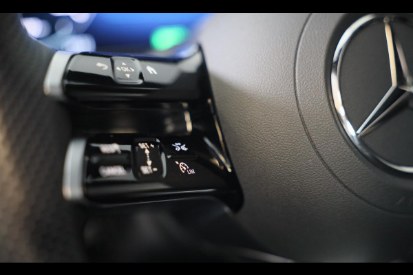 Mercedes-Benz E-Klasse Estate 300 e AMG 53 Look / HYPERSCREEN / Burmester / Acc / Lane Assist / 360 Camera / Pano / Trekhaak / 20