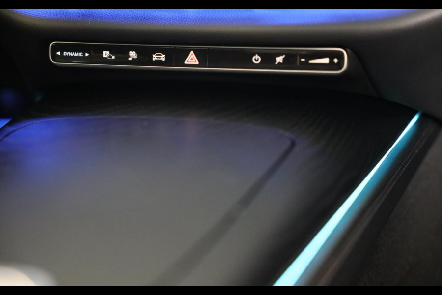 Mercedes-Benz E-Klasse Estate 300 e AMG 53 Look / HYPERSCREEN / Burmester / Acc / Lane Assist / 360 Camera / Pano / Trekhaak / 20
