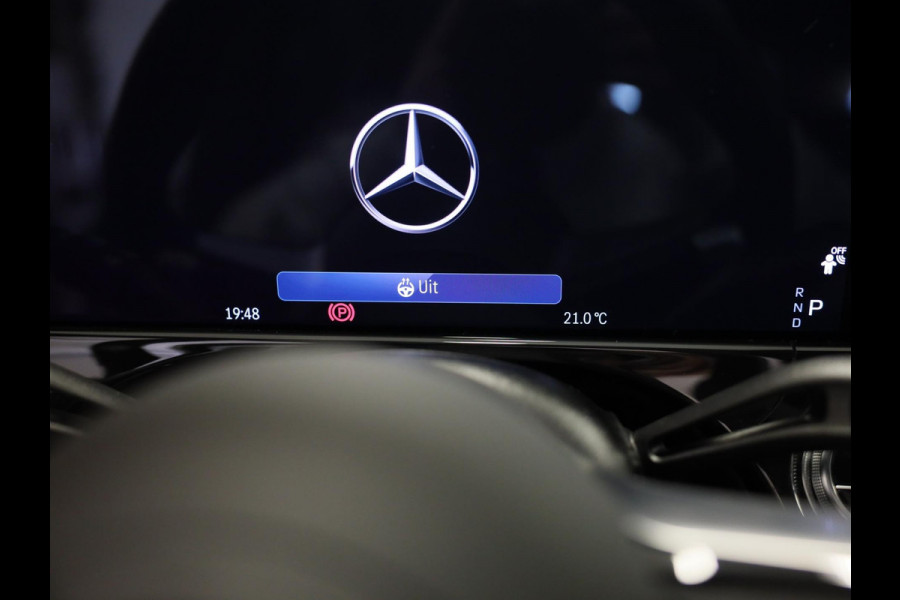 Mercedes-Benz E-Klasse Estate 300 e AMG 53 Look / HYPERSCREEN / Burmester / Acc / Lane Assist / 360 Camera / Pano / Trekhaak / 20