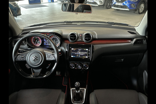 Suzuki Swift 1.4 140pk Sport | Navi | 17" | Carplay | Stoelverwarming | Camera | Volledig  elk jaar onderhouden