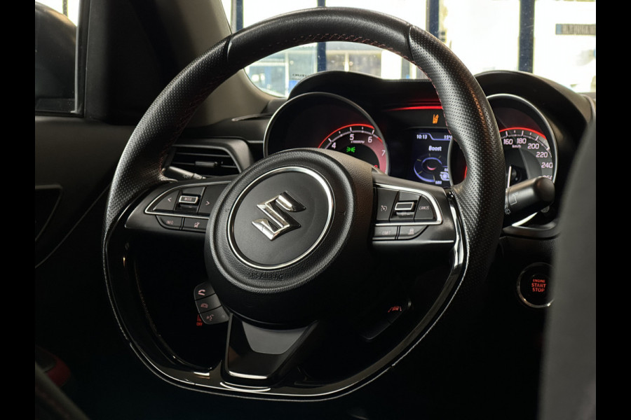 Suzuki Swift 1.4 140pk Sport | Navi | 17" | Carplay | Stoelverwarming | Camera | Volledig  elk jaar onderhouden