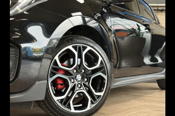Suzuki Swift 1.4 140pk Sport | Navi | 17" | Carplay | Stoelverwarming | Camera | Volledig  elk jaar onderhouden