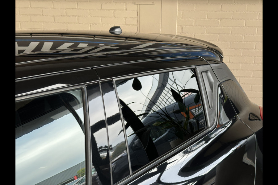Suzuki Swift 1.4 140pk Sport | Navi | 17" | Carplay | Stoelverwarming | Camera | Volledig  elk jaar onderhouden