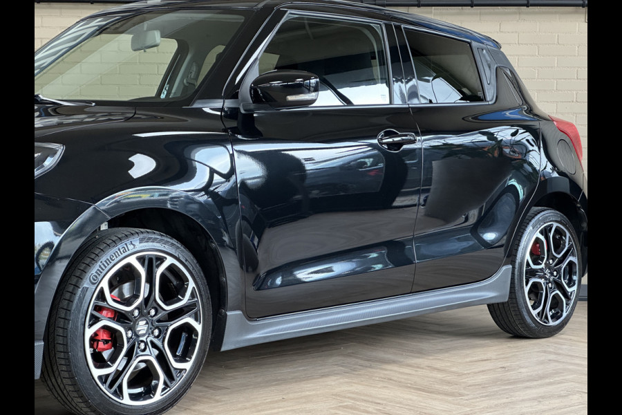 Suzuki Swift 1.4 140pk Sport | Navi | 17" | Carplay | Stoelverwarming | Camera | Volledig  elk jaar onderhouden