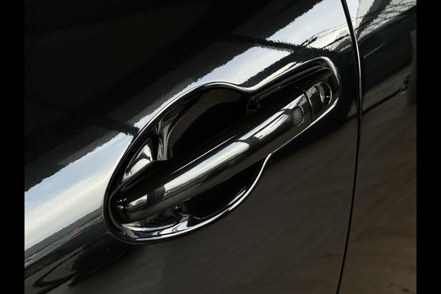 Suzuki Swift 1.4 140pk Sport | Navi | 17" | Carplay | Stoelverwarming | Camera | Volledig  elk jaar onderhouden