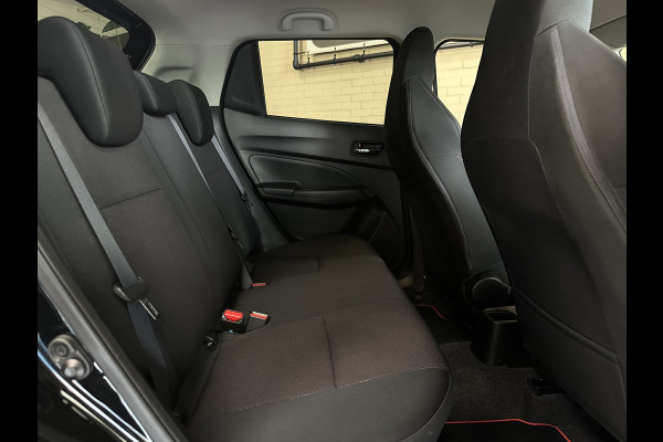Suzuki Swift 1.4 140pk Sport | Navi | 17" | Carplay | Stoelverwarming | Camera | Volledig  elk jaar onderhouden
