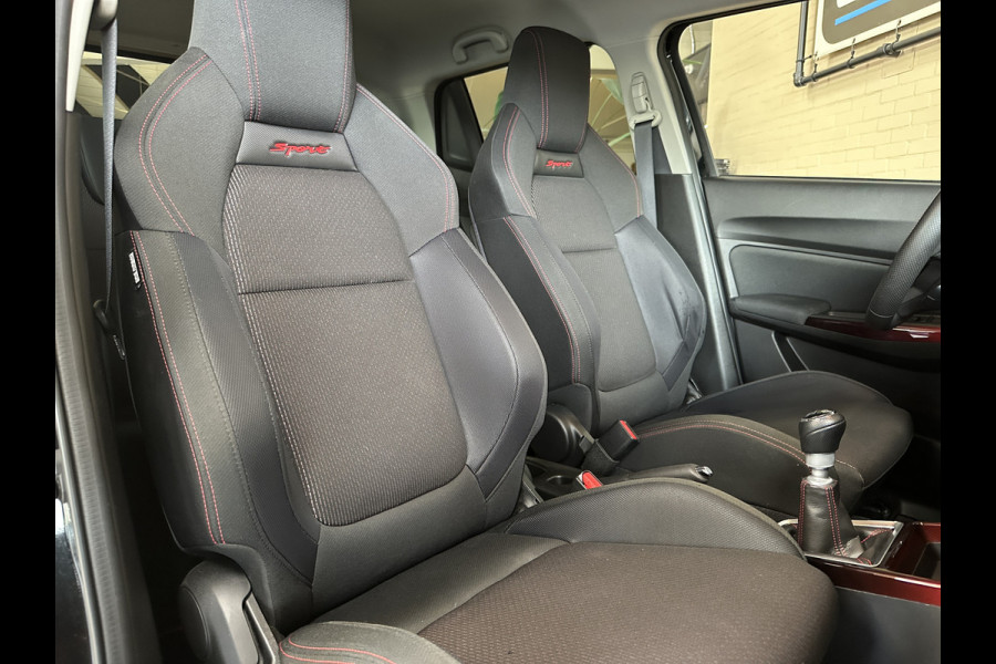Suzuki Swift 1.4 140pk Sport | Navi | 17" | Carplay | Stoelverwarming | Camera | Volledig  elk jaar onderhouden