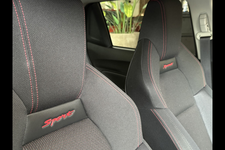 Suzuki Swift 1.4 140pk Sport | Navi | 17" | Carplay | Stoelverwarming | Camera | Volledig  elk jaar onderhouden