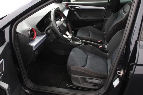 Seat Ibiza 1.0 TSI 110pk DSG FR | DEMO ! |  Navigatie | Apple Carplay/Android Auto | Camera | Parkeersensoren | Adaptive cruise control | Keyless Entry/Start | Virtual Cockpit | Stoelverwarming | Ledverlichting | Getinte ramen