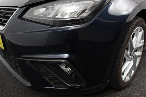 Seat Ibiza 1.0 TSI 110pk DSG FR | DEMO ! |  Navigatie | Apple Carplay/Android Auto | Camera | Parkeersensoren | Adaptive cruise control | Keyless Entry/Start | Virtual Cockpit | Stoelverwarming | Ledverlichting | Getinte ramen