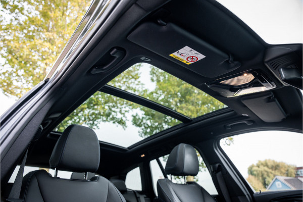 BMW iX3 High Executive 80 kWh ** Panodak ** Trekhaak ** 20inch **