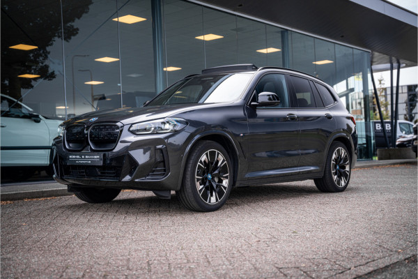 BMW iX3 High Executive 80 kWh ** Panodak ** Trekhaak ** 20inch **