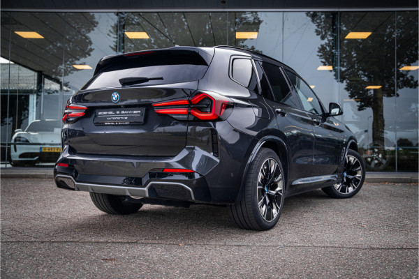 BMW iX3 High Executive 80 kWh ** Panodak ** Trekhaak ** 20inch **