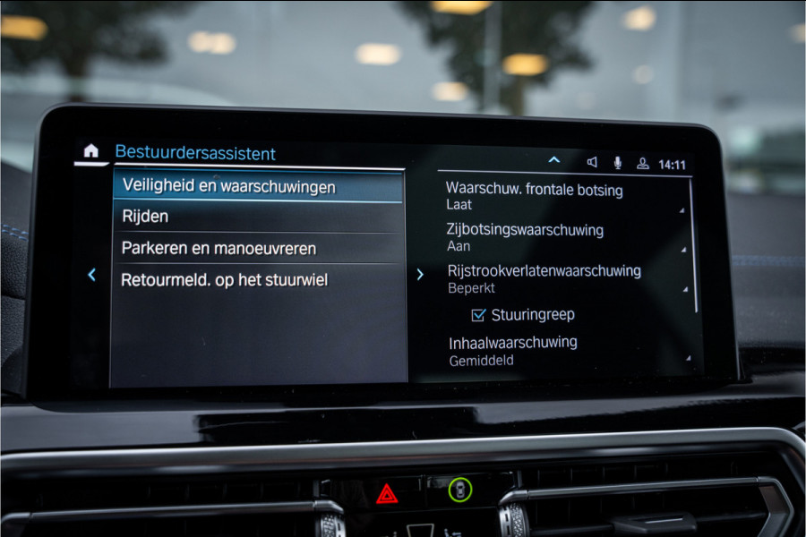 BMW iX3 High Executive 80 kWh ** Panodak ** Trekhaak ** 20inch **