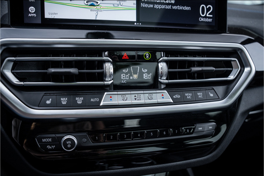 BMW iX3 High Executive 80 kWh ** Panodak ** Trekhaak ** 20inch **