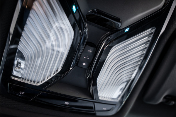 BMW iX3 High Executive 80 kWh ** Panodak ** Trekhaak ** 20inch **