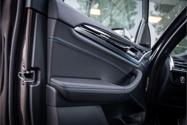 BMW iX3 High Executive 80 kWh ** Panodak ** Trekhaak ** 20inch **