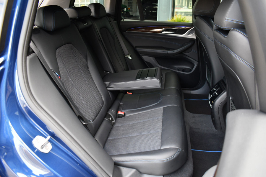 BMW X3 xDrive20i M-Sport Trekhaak HiFi Shadowline Gesture-control