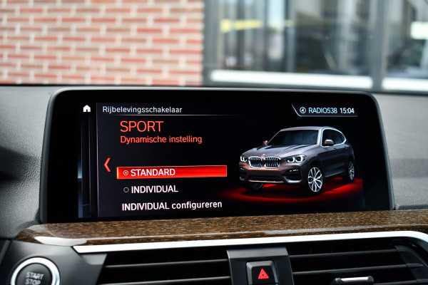 BMW X3 xDrive20i M-Sport Trekhaak HiFi Shadowline Gesture-control