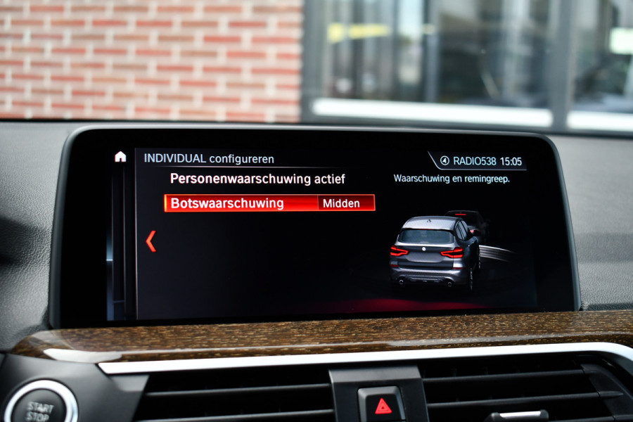 BMW X3 xDrive20i M-Sport Trekhaak HiFi Shadowline Gesture-control