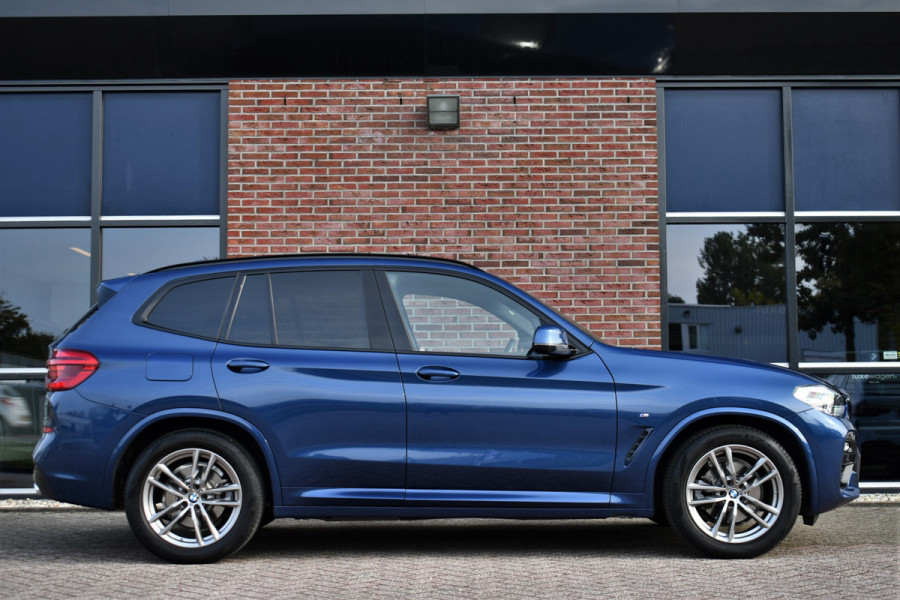 BMW X3 xDrive20i M-Sport Trekhaak HiFi Shadowline Gesture-control