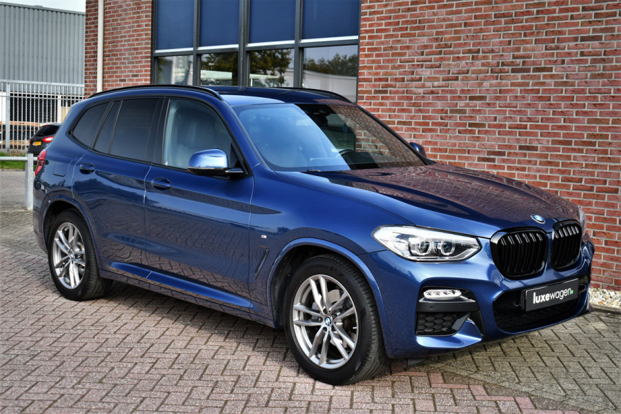 BMW X3 xDrive20i M-Sport Trekhaak HiFi Shadowline Gesture-control