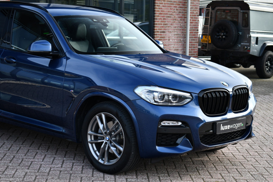 BMW X3 xDrive20i M-Sport Trekhaak HiFi Shadowline Gesture-control